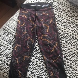 Nike graphic tights